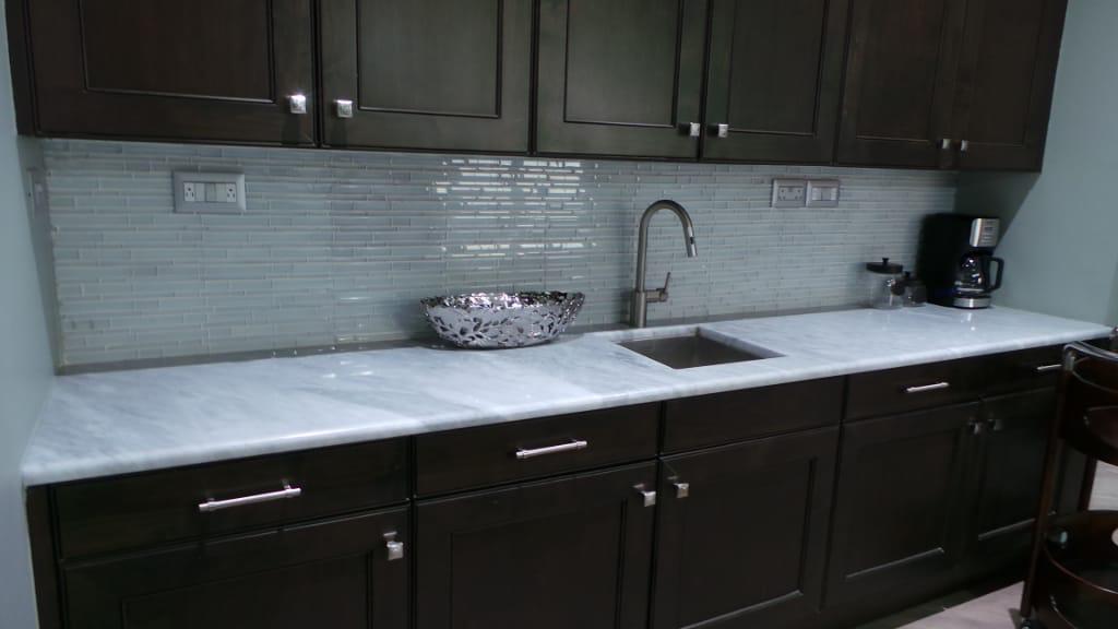 Marble Kitchen Top in Bianco Carrara - picture 1
