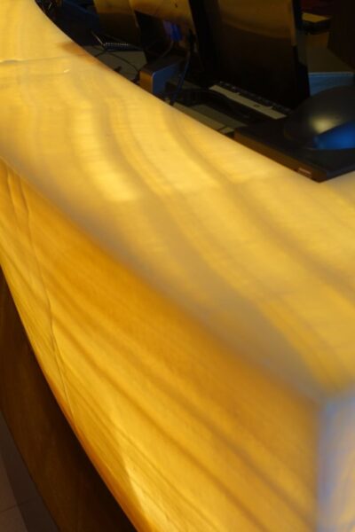 backlit onyx countertop - Hilton Tallinn Park Hotel & Casino - picture 5